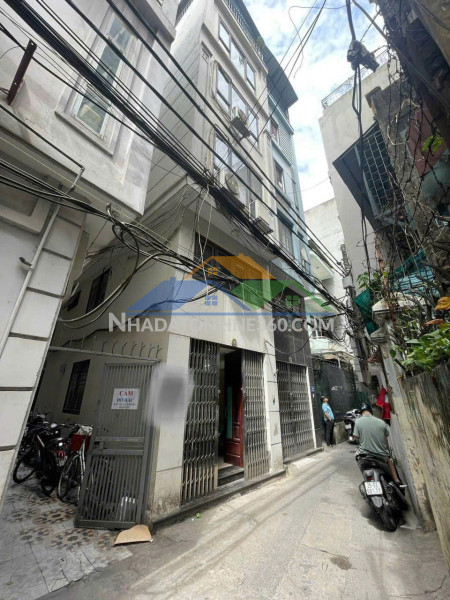 Cho thuê nhà ngõ oto trần khát chân, 130m2 x 3 tầng, 12 triệu- kd onl, gia đình, vp cty, kho