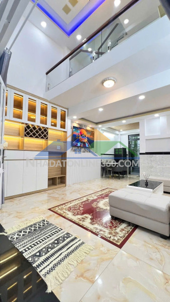 Bán nhà chính chủ hẻm ô tô gần chợ tân trụ, nguyễn sỹ sách, p15, tân bình, 2 tầng, chỉ hơn 5 tỷ