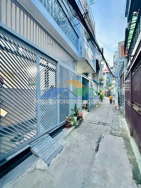 Nhà hxh nguyễn văn đậu quận bình thạnh phường 11.