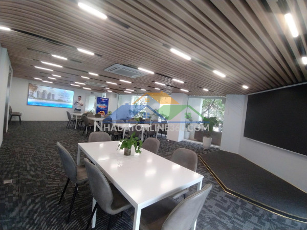 Cho thuê nhà mặt phố 20 triệu, 100m2, hàng hiếm tại đường ngô gia tự, phường vĩnh ninh, huế, thừa thiên huế