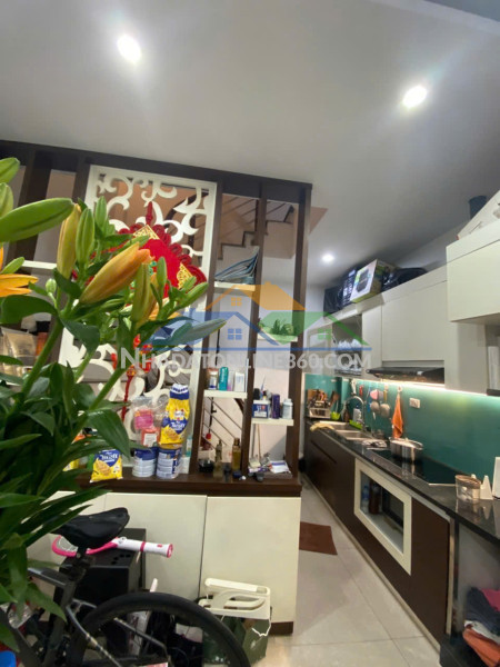 Bán nhà đẹp ngọc thụy full nội thất - 33m 5 tầng - ngõ nông rộng sh quay đầu - nhỉnh 5 tỷ