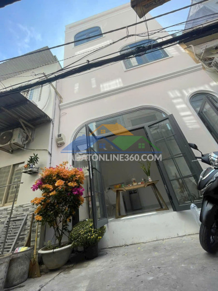 Bán nhà hxh đường 3/2, p.14, q10 – 3 lầu, 3pn, ngang 5m , chỉ 6.8 tỷ
