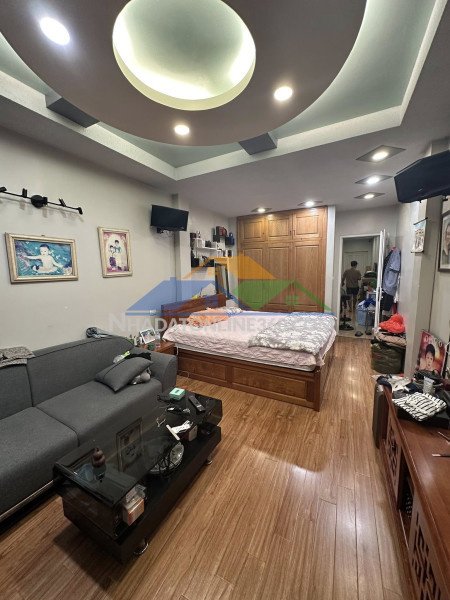 Bán nhà mặt ngõ thông, kinh doanh tốt - đào tấn, ba đình 50m2/6t thang máy 17 tỷ