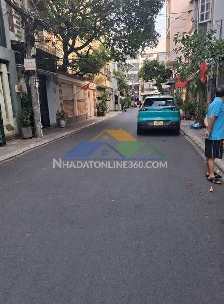 Nhà hxt đường thân nhân trung phường 13 tân bình.
