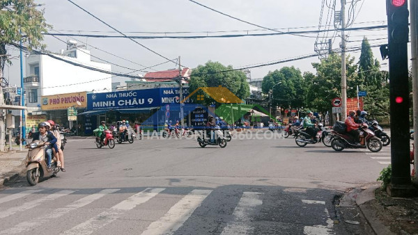 Cơ hội đầu tư đất phân lô quận 12, tân thới hiệp 9 - 962m2 ngang 27m x37m chỉ 31 tỷ Cơ hội đầu tư đất phân lô quận 12, tân thới hiệp 9 - 962m2 ngang 27m x37m chỉ 31 tỷ