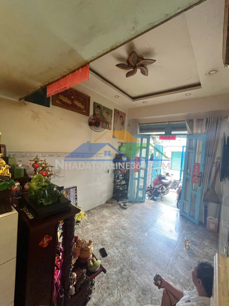 Nhà xây mới nở hậu hẻm thẳng phạm thế hiển p6 q8. giá 4,05 tỷ tl