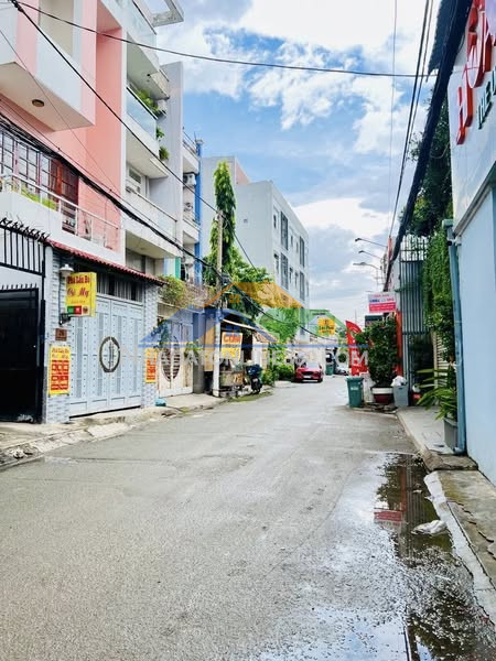 Không căn 2 - mặt tiền giá hẻm - ngay go trường chinh - 3p ga t3 - 80m2 nhỉnh 8