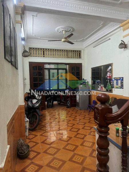 Cho thuê nhà đền lừ phân lô, ô tô 4 tầng x 60m2, thông sàn, 27 triệu spa, trung tâm, vp...