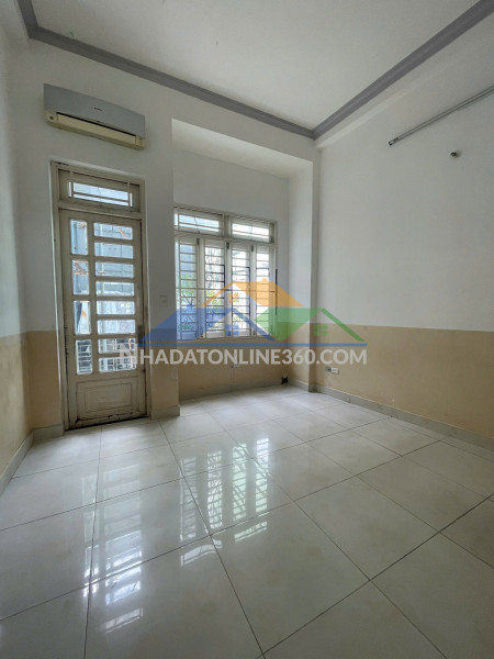 Bán gấp! siêu phẩm 4.420,8m² (559m² tc + xưởng), mt 10m nhựa, chỉ 5.3 tỷ, xã tân bình, tây ninh. Bán gấp! siêu phẩm 4.420,8m² (559m² tc + xưởng), mt 10m nhựa, chỉ 5.3 tỷ, xã tân bình, tây ninh.