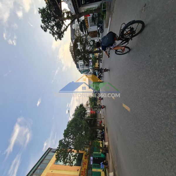 ????  bán nhà 4 tầng đang cho thuê tại trâu quỳ, l. 60m2 5m x 12m. lh 0989894845 ???? ????