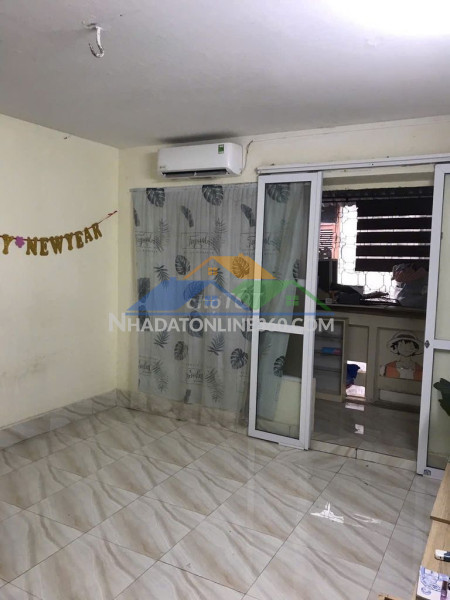 Cho thuê căn hộ tập thể giá rẻ ở phường quang trung ngay nhà thi đấu hà đông