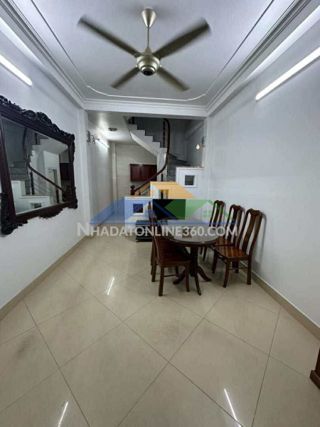 Minh khai, 42m 5 tầng thang máy mới tinh, cạnh times city, full nội thất, hơn 8 tỷ