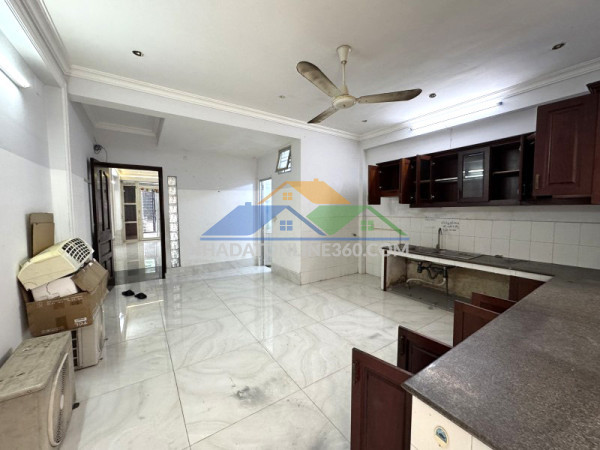 Bán nhà mặt tiền 3 tầng 104m² hiệp bình phước – ngay kdc hồng long – thu nhập 20tr/tháng – chỉ 12 tỷ