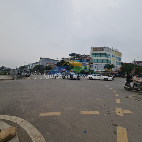 Đất trung tâm gia lâm, khu cạnh công viên hồ. 60m2, mt 5m, đường 13m, view vườn hoa. lh 0989894845