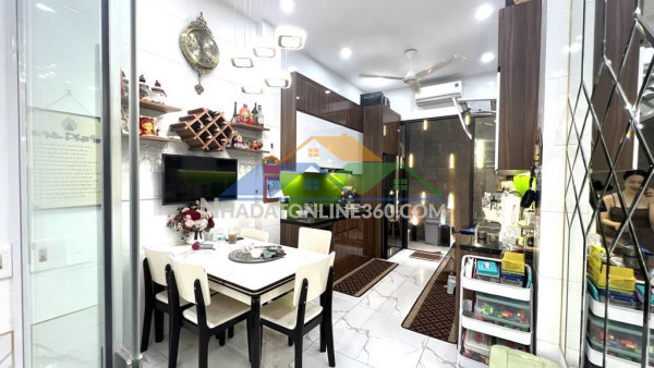 Nhà đại la- 3 bước ra phố lớn-hơn 11 tỷ!