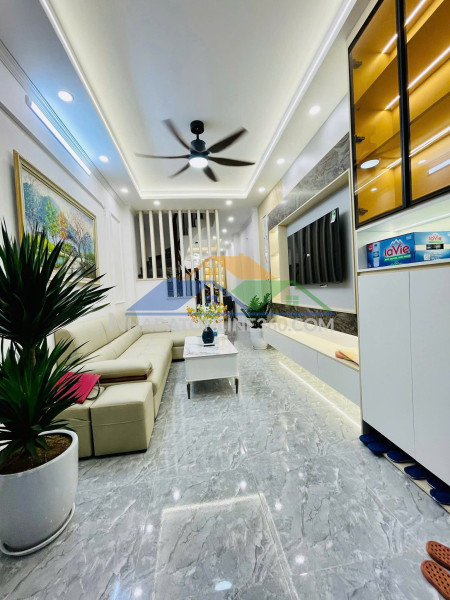 Nhà riêng mới đẹp khu ngã tư sở - thanh xuân, 36m2, 4t, 10m ra ôtô, 2 mặt thoáng, gần phố. > 8 tỷ