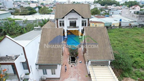 Nhà 2 tầng hẻm thông 181 âu dương lân p3q8