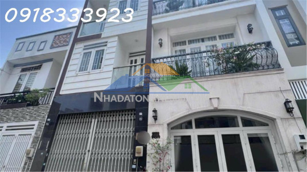 Nợ ngân hàng chủ giảm 3 tỷ, còn 5.2 tỷ gấp bán nhà mt kênh c, 245m2, nhà đẹp, có xưởng, bình tân, đường 15m xe cont