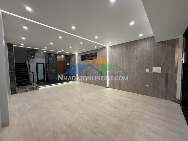 Trung tâm ba đình - phân lô ô tô tránh - kinh doanh bất chấp - gần hồ tây - 55m x 8 tầng x 4.5m - chỉ 24.5ty