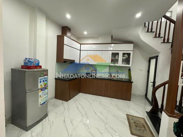 Hàng hiếm tại cù chính lan thanh xuân 47m2, 5 tầng giá 12  tỷ, ô tô đỗ.
