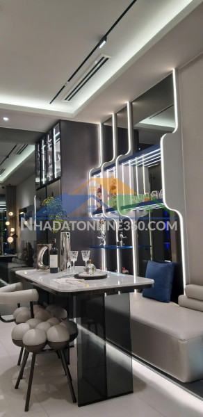 Tt avio  chỉ 9 triệu/ tháng mua nhà mặt tiền gần vincom.