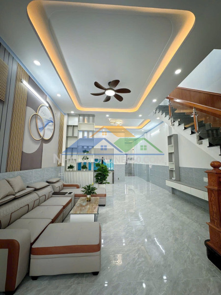 Bán nhà 1 trệt 1 lầu 95m2 gần Chợ Quang Thắng TP Biên Hòa chỉ 3 tỷ 190tr Bán nhà 1 trệt 1 lầu 95m2 gần Chợ Quang Thắng TP Biên Hòa chỉ 3 tỷ 190tr