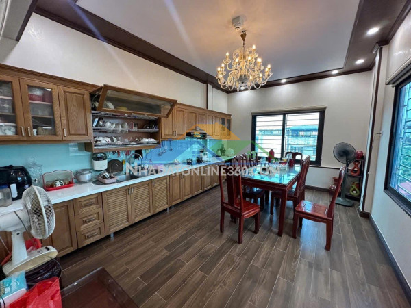 Bán nhà mặt phố hoàng hoa thám vỉa hè kinh doanh –thang máy – văn phòng 65m 6tầng 31,8 tỷ