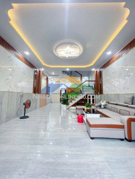 Bán nhà lầu thổ cư 95m2 đường ô tô Biên Hòa Đồng Nai có 2 tỷ 990tr
