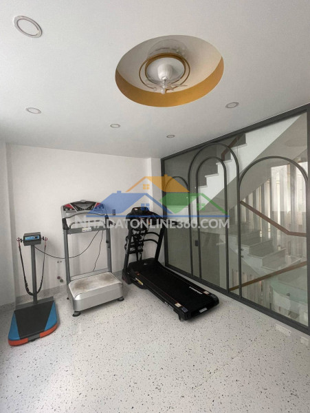 **bán nhà hxh ni sư huỳnh liên** phường 10, tân bình (4*30) 15pn