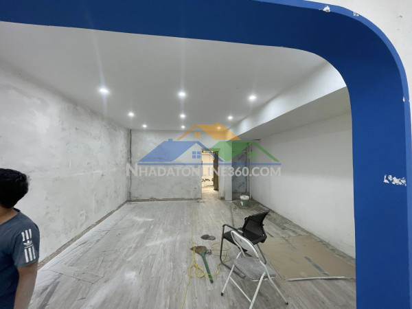 Cho thuê nhà nguyên căn ngõ 209 lĩnh nam- hoàng mai 5 tầng x 35m2, 3pn, 11 triệu