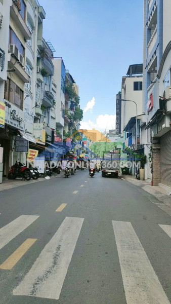 Bán nhà lê đại hành - 4x17m2 - 5 tầng mới - hẻm 5m sát mt Bán nhà lê đại hành - 4x17m2 - 5 tầng mới - hẻm 5m sát mt