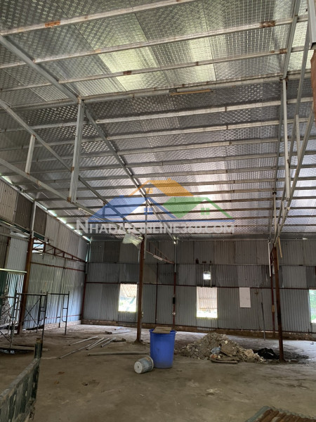 Cho thuê kho, xưởng tại chỉ đạo, văn lâm, hưng yên. diện tích 2500m thiết kế khung zamil cao 10m, xe container đỗ cửa giá 45k/m