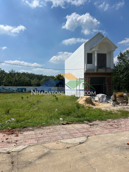 Bán đất thổ cư 250m2, mt đường an bình 60, an bình, phú giáo, bình dương. giá 680tr, sổ đỏ. lh: 0979091797