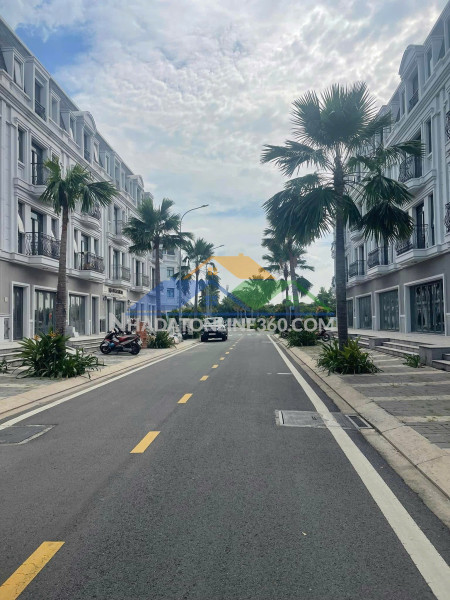 Bán suất biệt thự sân vườn ngoại giao tại hồng hạc city bắc ninh