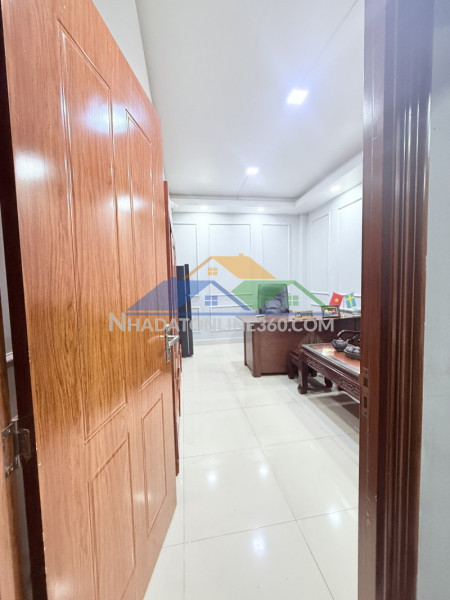 Bán nhà mặt tiền 60m2 5 tầng ngang gần 4m 7pn chdv tân hải 10.9 tỷ. Bán nhà mặt tiền 60m2 5 tầng ngang gần 4m 7pn chdv tân hải 10.9 tỷ.