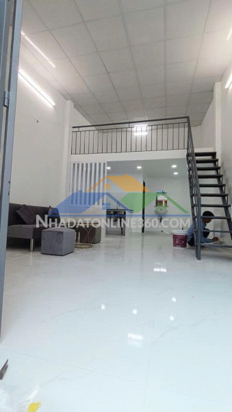 Bán nhà 2 tầng 39m2 - gần chợ bình long, nguyễn sơn - giáp tân phú - giá chỉ hơn 3 tỷ