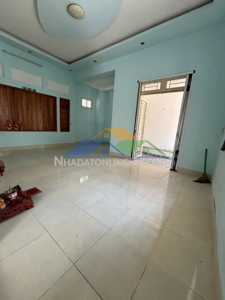 Bán nhà ngô chí quốc, bình chiểu, thủ đức, 200m2, full thổ cư, giá chỉ 4 tỷ 750 tl