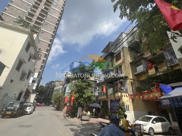 Bán nhà văn cao – phân lô ô tô vào nhà, 50m², mt 4.7m, chỉ 16 tỷ