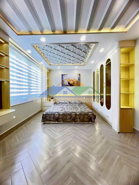 Bán nhà villa ngang lớn 5.5m - 83m² - huỳnh tấn phát, p. tân phú, q7 - 8.8 tỷ
v