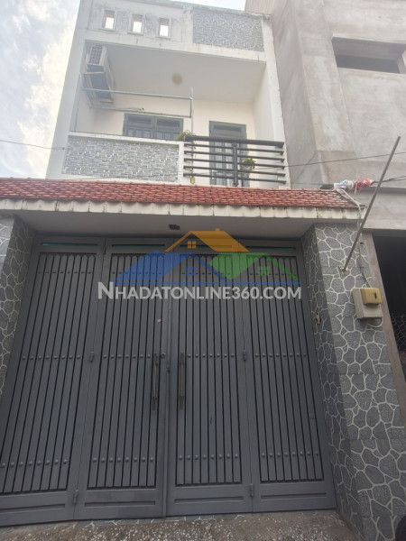 Bán nhà mặt phố q.9, long phước, đường số 10. dt 232m2, 3.35  tỷ, sổ đỏ, lh: 0933125879