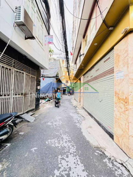 Chủ cần tiền bán gấp - phố mỹ đình 2- lê đức thọ - sát ô tô - vị trí đi lại thuân tiện - ngõ nông