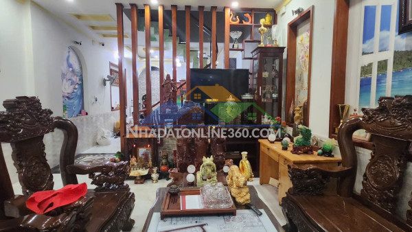 Mặt tiền kinh doanh đỉnh - nhà 5 tầng có hầm - vị trí đắc địa - 122m2(5x25m) - tp dĩ an - kế thủ đức chỉ 10.8 tỷ tl