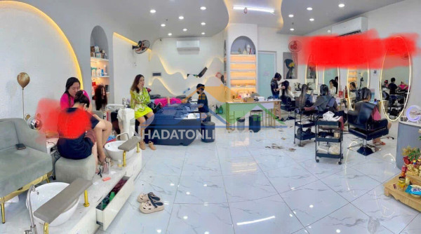 Sang nhượng mặt bằng salon tóc & nail chân sảnh chung cư i4 imperia vinhome smart city tây mỗ Sang nhượng mặt bằng salon tóc & nail chân sảnh chung cư i4 imperia vinhome smart city tây mỗ