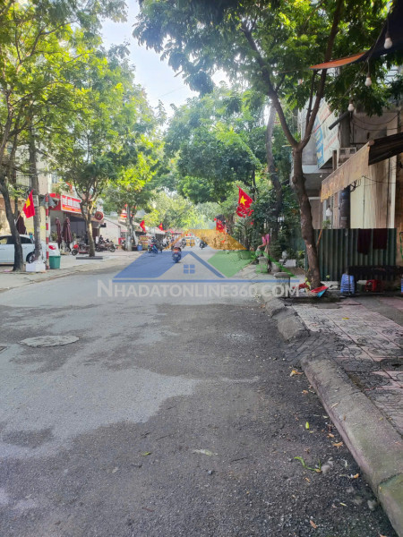 ????????????nhà nguyệt áng đẹp- hàng xóm đại áng- giao thông thuận tiện,- tiện ích bạt ngàn????????????