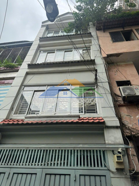 **bán nhà hxh cộng hòa** p13 tân bình; 4,5 x25,  100m2 hơn 13 tỷ