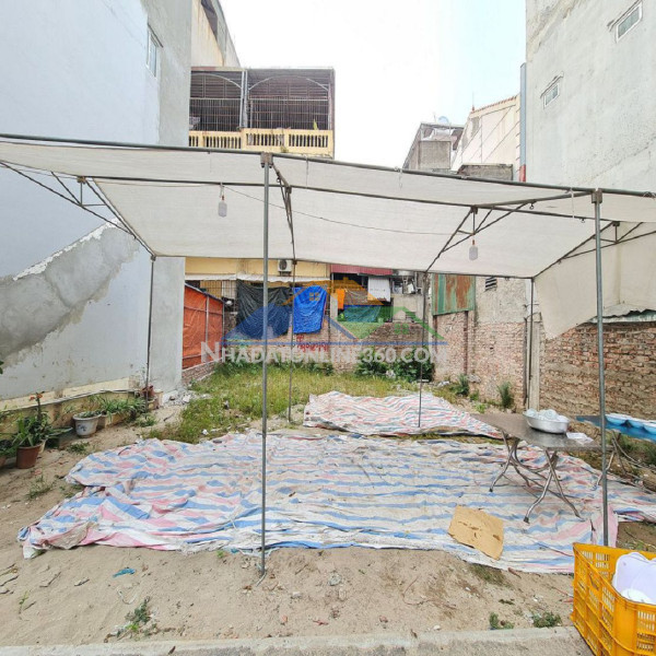 62m2 tái định cư trâu quỳ, gia lâm, mt 4m đường 12m view thoáng 11 tỷ x. lh 0989894845