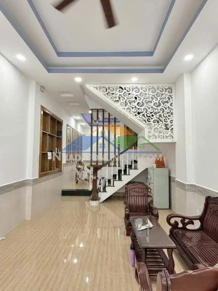 Bán nhà hxh 8m bàu cát, phường 12, tân bình; 4x23; 3 tầng hơn 15 tỷ