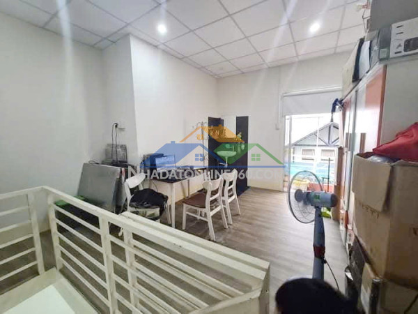 Nhà diện tích lớn sau căn mặt tiền phạm thế hiển p1 q8