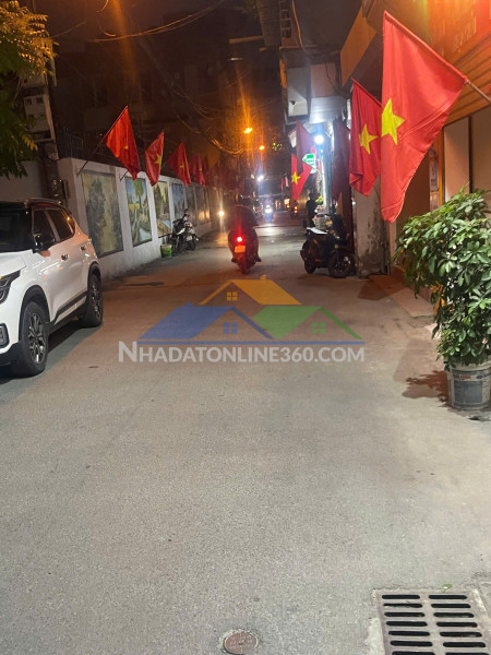 Phố vương thừa vũ - nhà 3 tầng, 83m2, giá cực rẻ cho nhà đầu tư xây ccmn, chdv