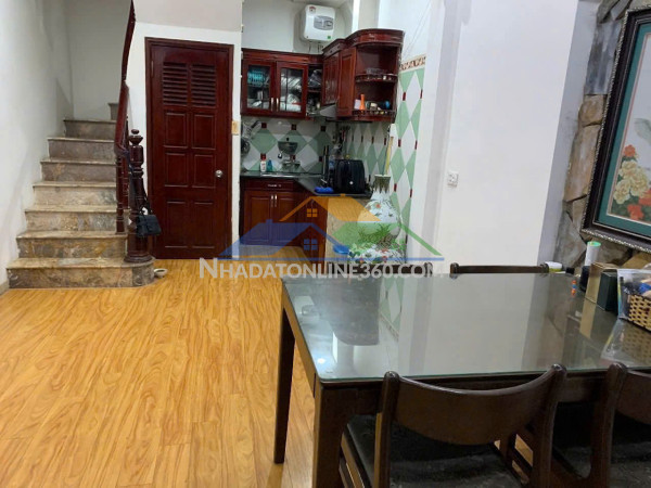 Cho thuê nhà ngõ 325 kim ngưu, 30m² x 4 tầng, 3 pn, 4 wc, 11.5 triệu
